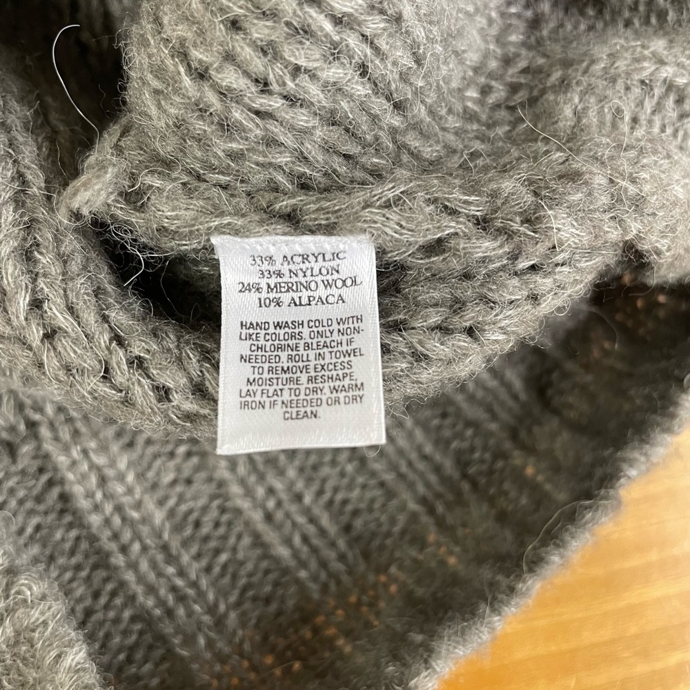 Hinge short sleeve wool/alpaca blend crop sweater medium - Picture 5 of 8
